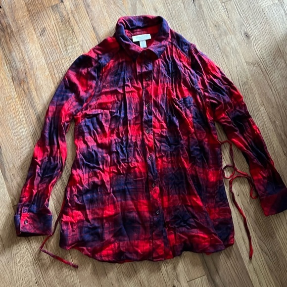 Motherhood Maternity Red and Blue Casual Button Down Shirt - Picture 2 of 5